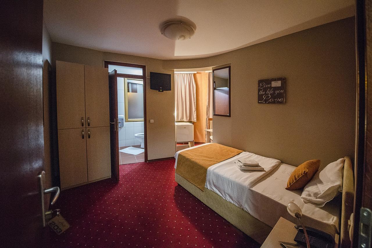 Hotel Bell Leskovac  Dış mekan fotoğraf