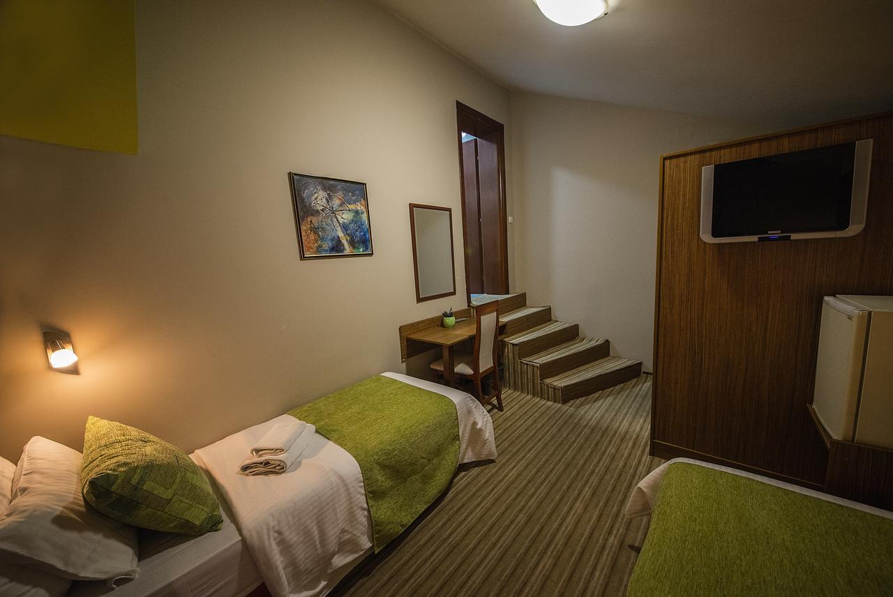 Hotel Bell Leskovac  Dış mekan fotoğraf